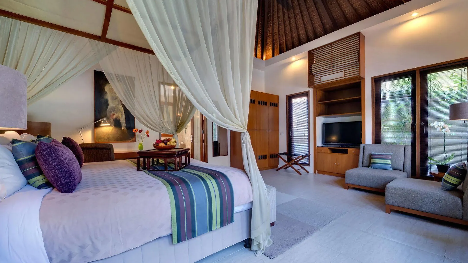 Lakshmi Villas Seminyak Hotel