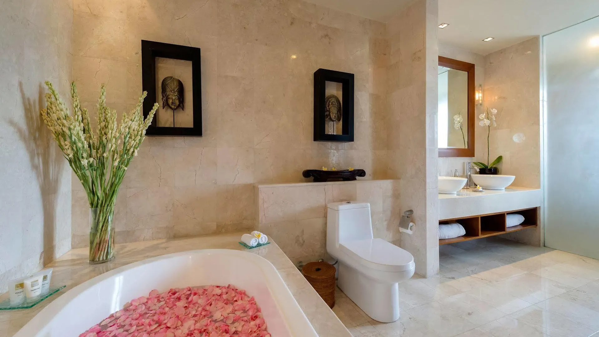 Lakshmi Villas Seminyak