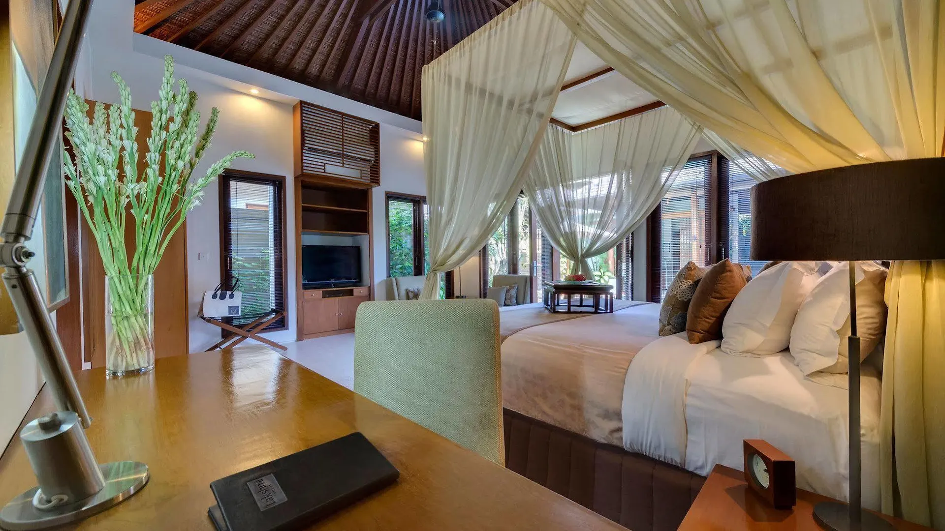 Lakshmi Villas Seminyak 5*,
