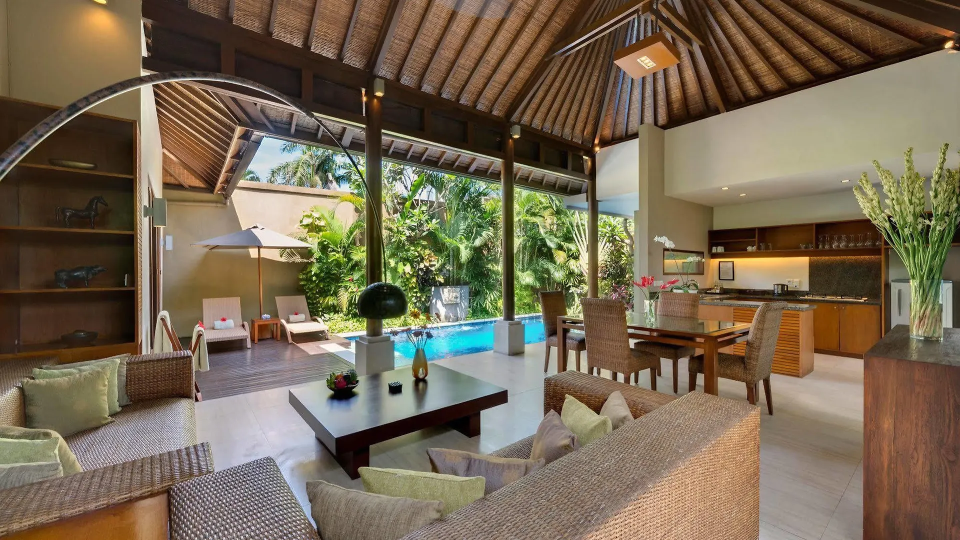 ***** Hotel Lakshmi Villas Seminyak Indonesien